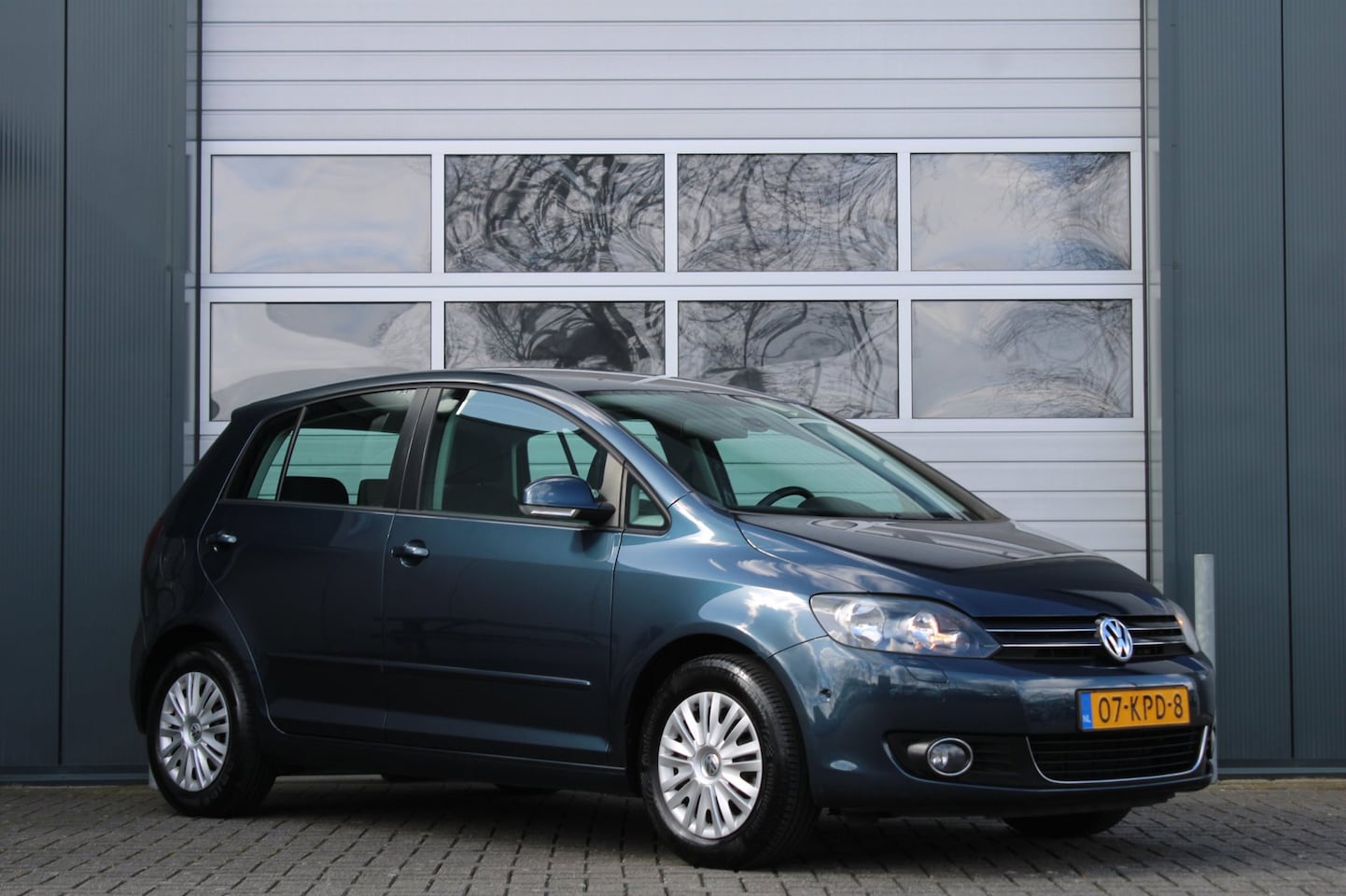 Volkswagen Golf Plus - 1.2 TSI Highline DSG Clima/Cruise/Navi/Bluetooth/PDCv+a/Alcantara/Park.Assist/RadioCD.AUX/ - AutoWereld.nl