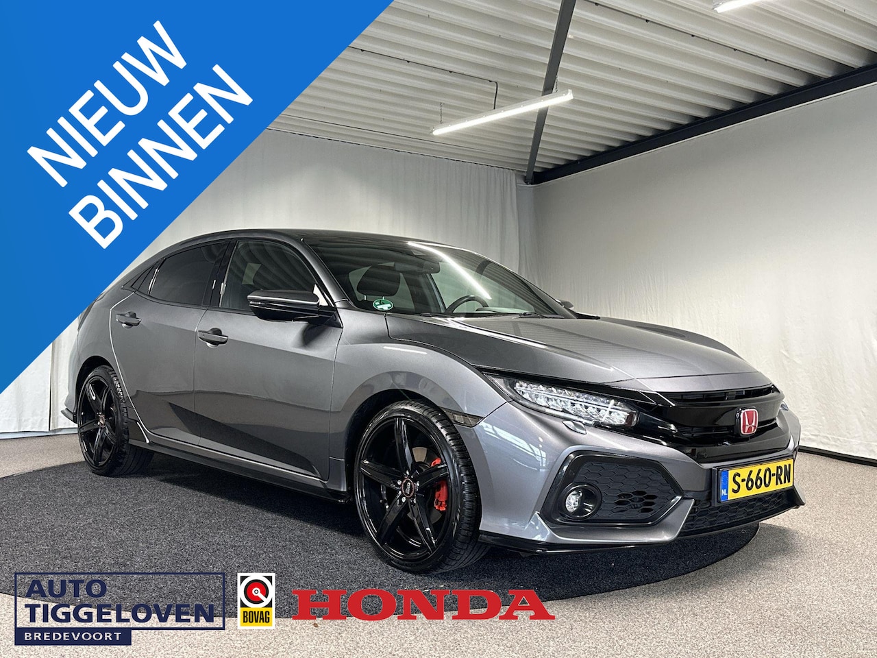 Honda Civic - 1.5 i-VTEC Sport Plus Automaat | Pano | Navi - AutoWereld.nl
