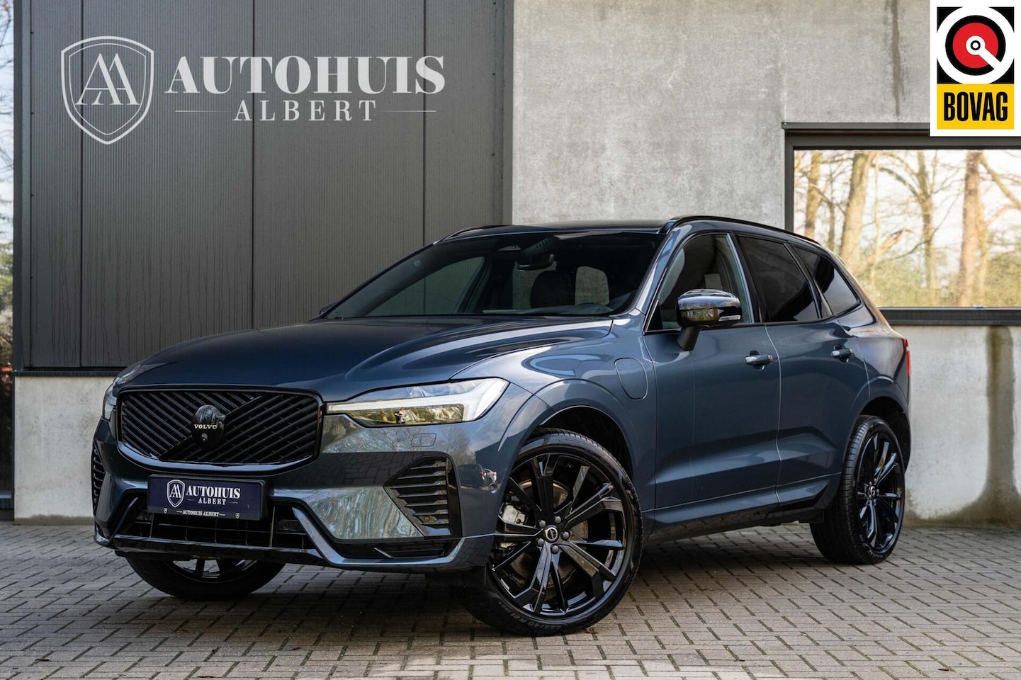 Volvo XC60 - T6 Plus Black Edition Pano 360c H&K HUD BLIS 21'' - AutoWereld.nl