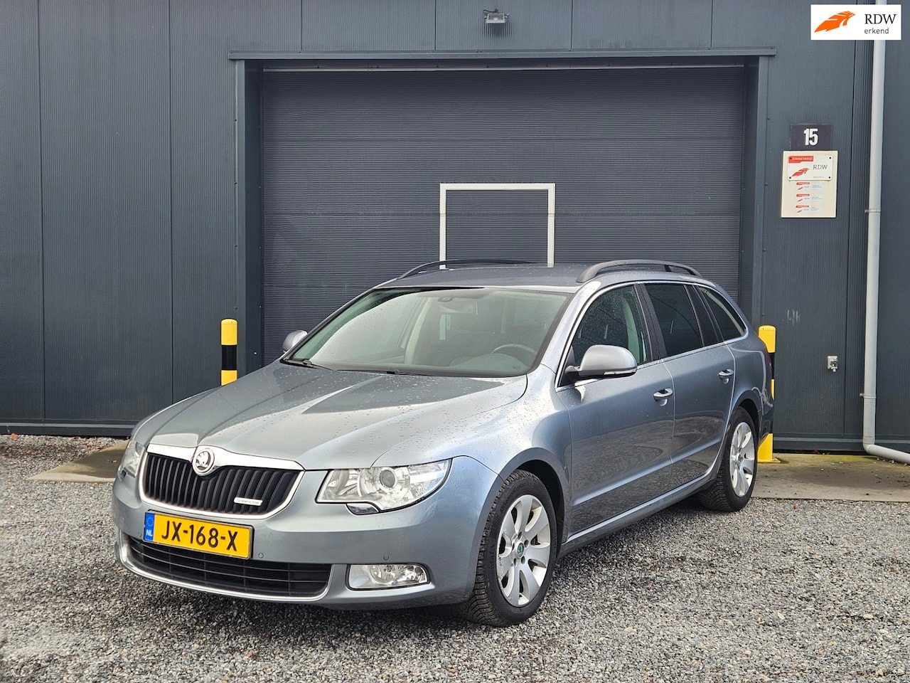 Skoda Superb Combi - 1.6 TDI Greenline Ambition Business Line 1.6 TDI Greenline Ambition Business Line - AutoWereld.nl