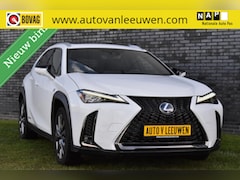 Lexus UX - 250h AWD E-Four F Sport President Pack MARK LEVINSON//PANORAMADAK/HEAD UP/360 °CAMERA/ETC