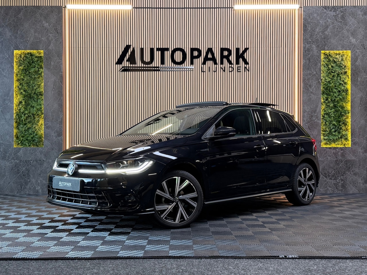 Volkswagen Polo - 1.0 TSI 3X R-Line|PANO|IQ LIGHT|ACC|CAMERA|CARPLAY|FABRIEKSGARANTIE 2027|DEALER ONDERHOUDE - AutoWereld.nl