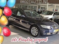 BMW 3-serie - 318i Automaat Airco, Cruise Control, Stuurbekrachtiging
