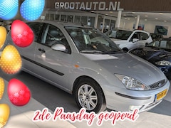 Ford Focus - 1.6-16V Futura Airco, Trekhaak, Stuurbekrachtiging