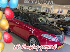 Lancia Y(psilon) - Ypsilon 1.2 Platinum Airco, Stuurbekrachtiging
