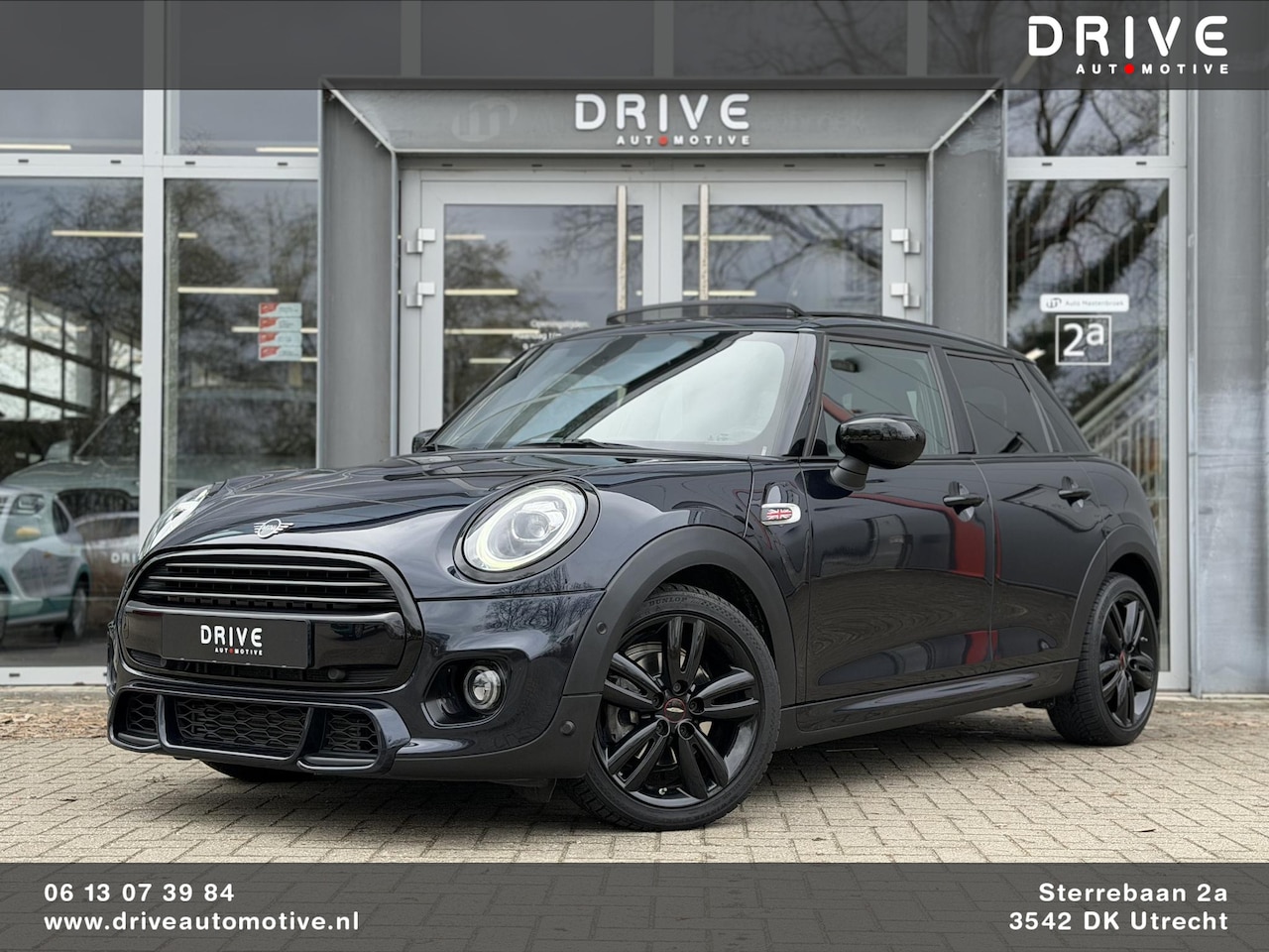 MINI Cooper - Mini 1.5 Dalston Edition JCW|Pano|H/K|Enigmatic Black - AutoWereld.nl