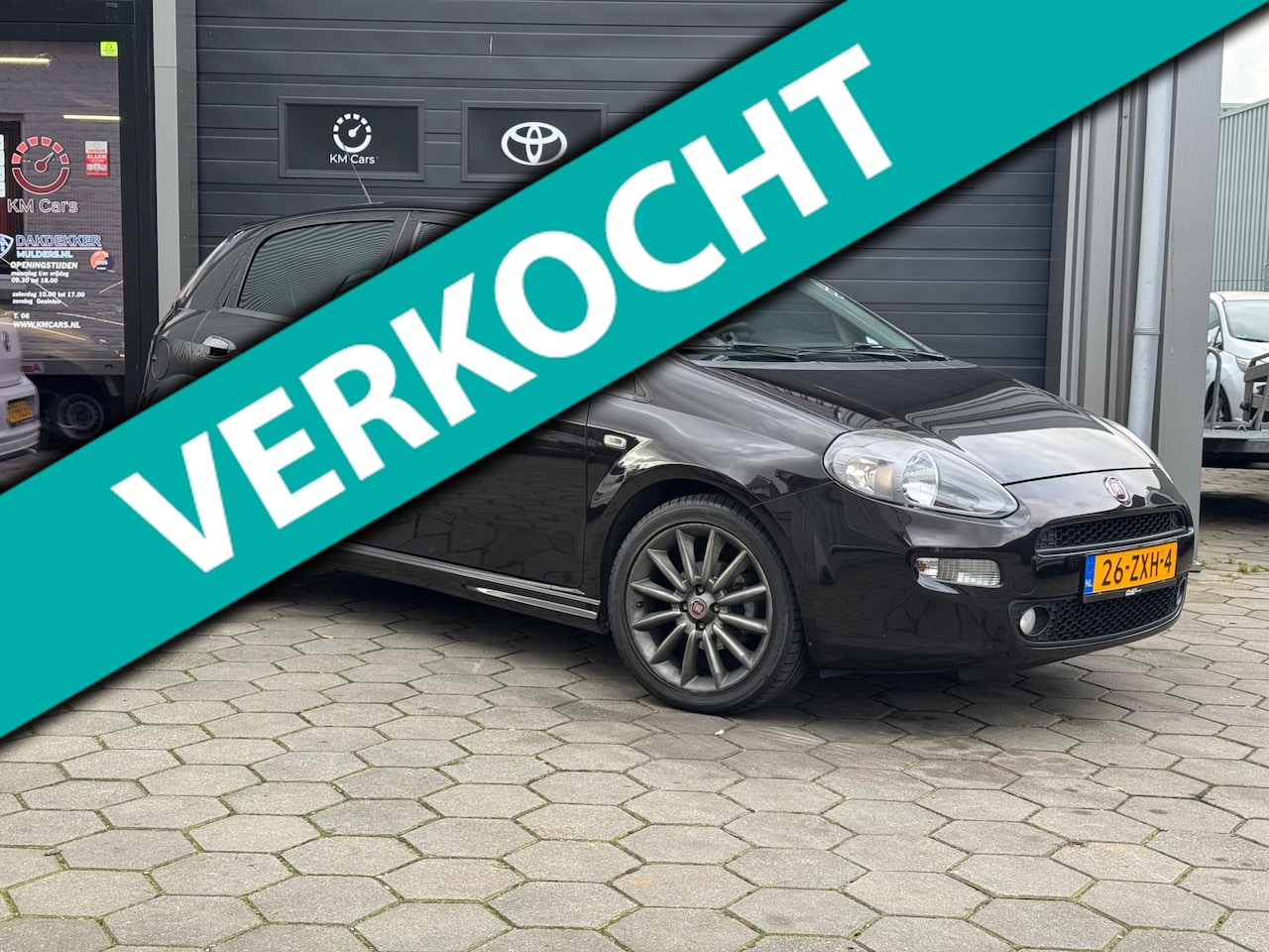 Fiat Punto Evo - 0.9 TwinAir Sport - Lage Km/N.a.p. - Lm Velgen - Airco/Clima - - AutoWereld.nl