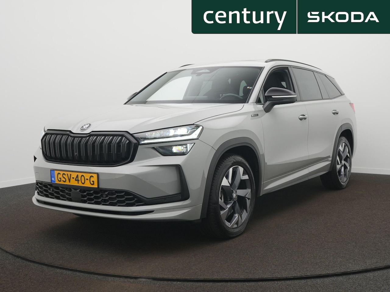 Skoda Kodiaq - 1.5 TSI MHEV Sportline Business 7p Panoramadak - Trekhaak - Navigatie - Stoelverwarming - AutoWereld.nl