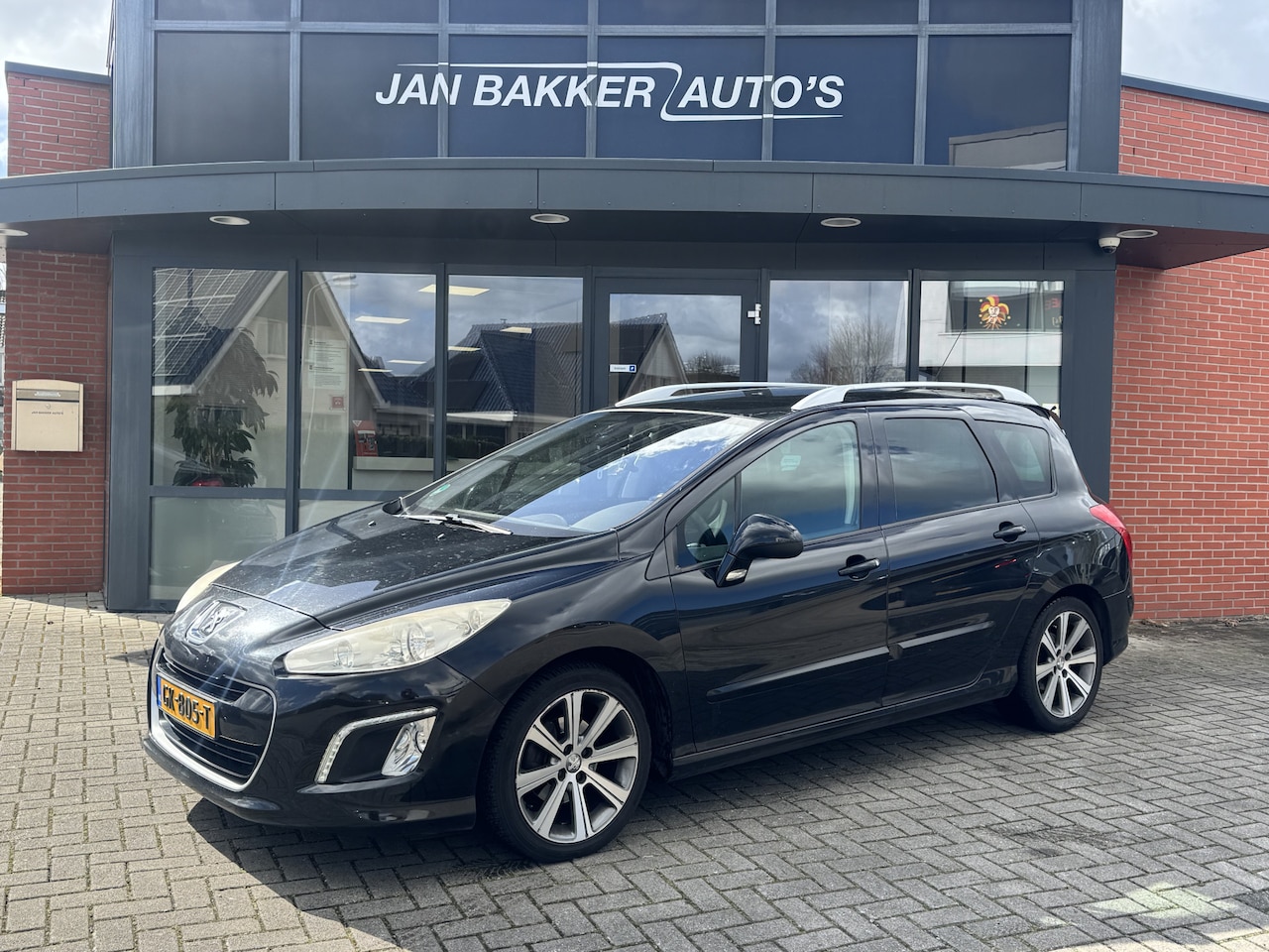 Peugeot 308 SW - 1.6 e-HDi Access ✅ Stoelverwarming ✅ Airco ✅ Cruise ✅ - AutoWereld.nl