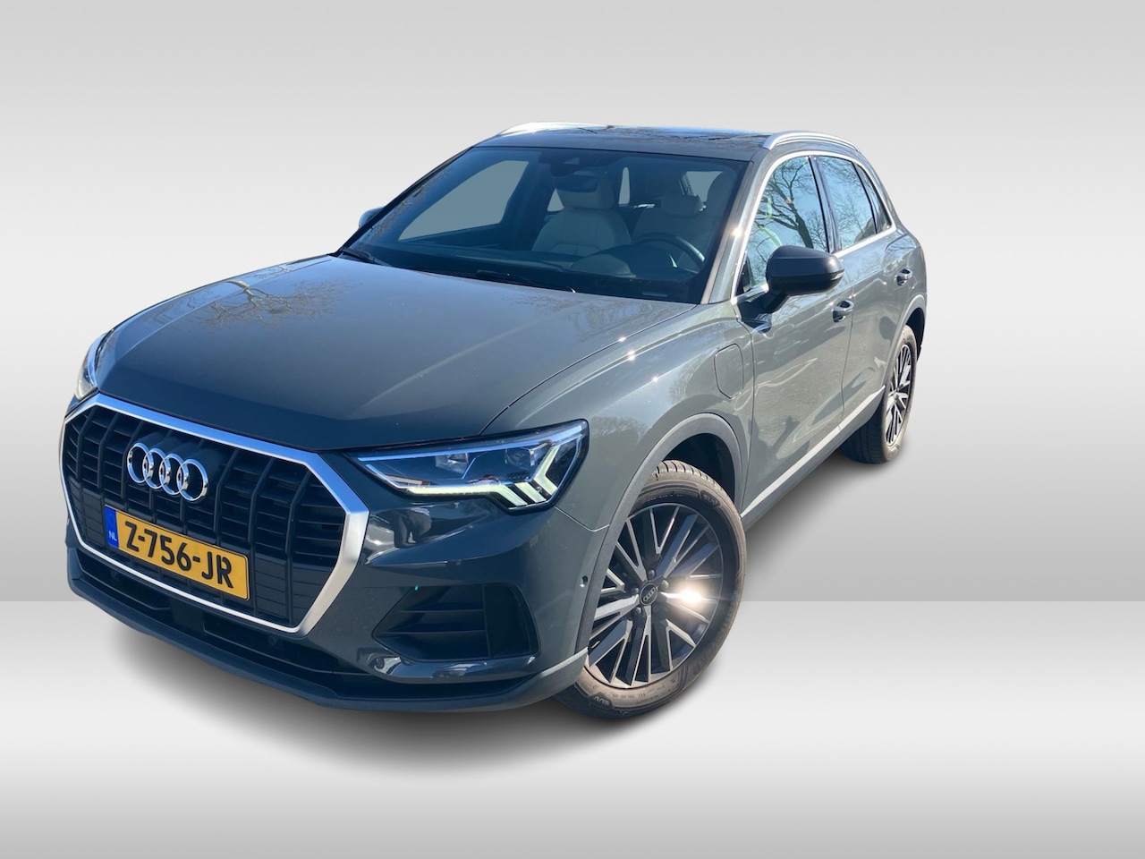 Audi Q3 - 45 TFSI e 245pk PHEV Advanced edition / Panoramadak / Memory / Adaptive Cruise 95 - AutoWereld.nl