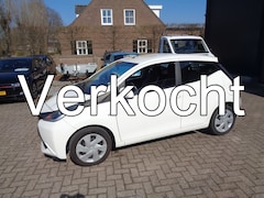 Toyota Aygo - 1.0 VVT-i x-play Airco, Carplay/android/ Navigatie, cruise, camera