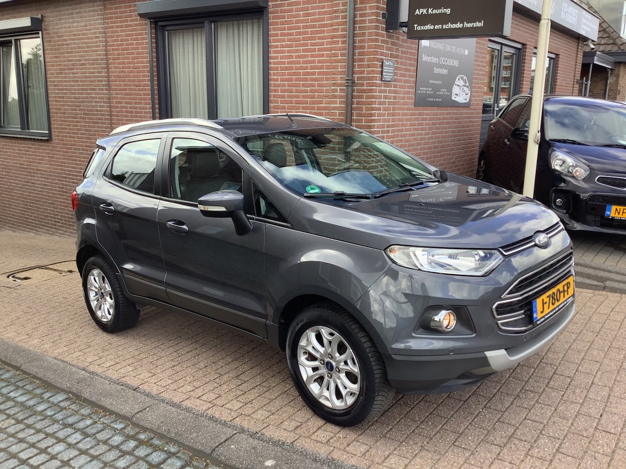 Ford EcoSport - 1.0 EcoBoost veel opties weinig kilometers - AutoWereld.nl