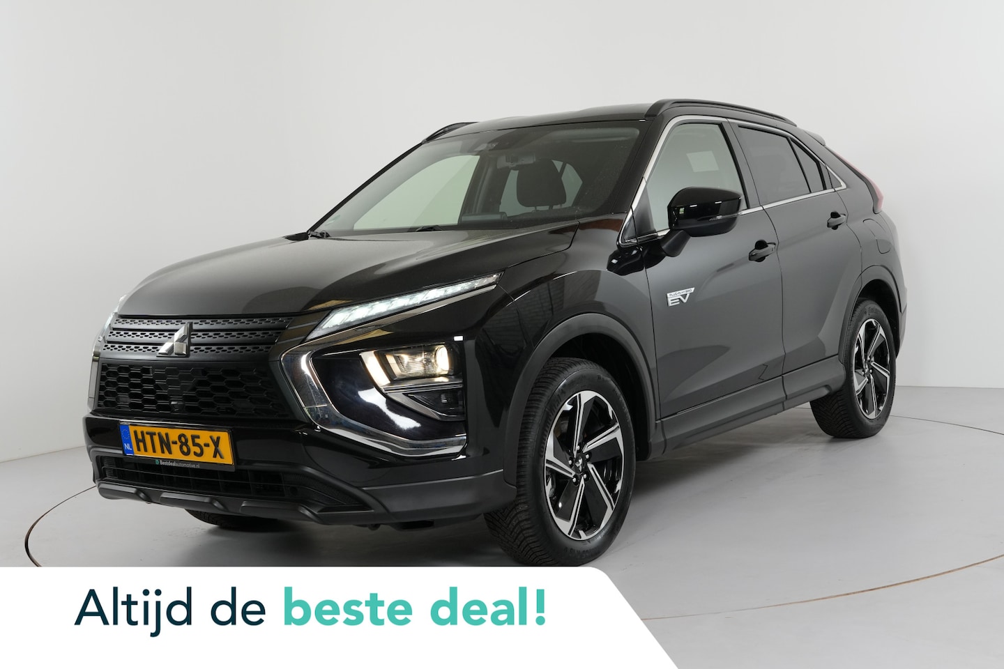 Mitsubishi Eclipse Cross - 2.4 PHEV 188 pk 4WD | Parelmoer | Stl. verw. | Camera | Apple/Android | Trekgewicht 1500 k - AutoWereld.nl