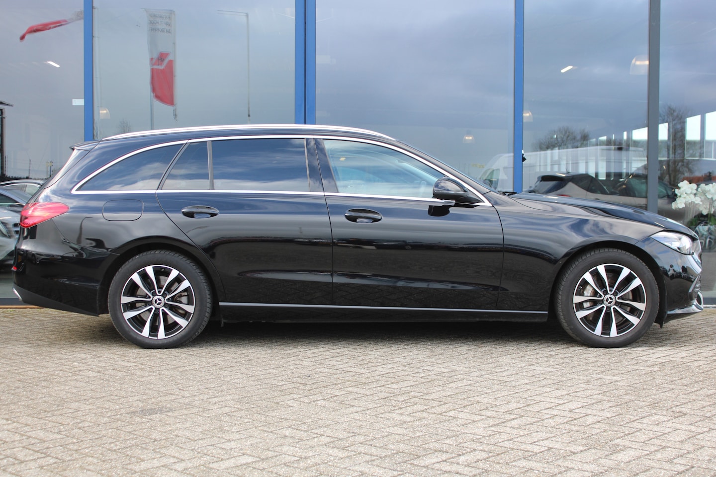 Mercedes-Benz C-klasse Estate - 300e Luxury Line DISTRONIC CAMERA SFEER CARPLAY TREKHAAK - AutoWereld.nl