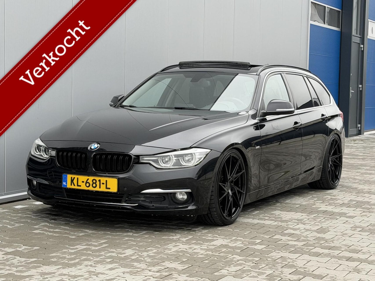 BMW 3-serie Touring - 320d | Pano | Navi | Leder | Facelift ! - AutoWereld.nl