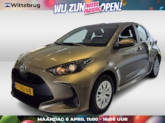 Toyota Yaris - 1.5 Hybrid Active Automaat | Navigatie | Camera |
