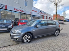 Volkswagen e-Golf - Leder / Stoelverwarming /