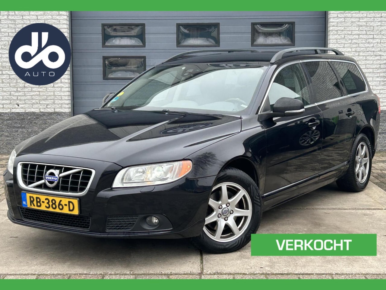 Volvo V70 - 2.0 D3 Momentum EXPORT/ HANDEL I APK 10-2026 - AutoWereld.nl