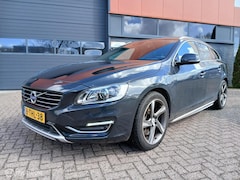 Volvo V60 - 2.4 D6 AWD Plug-In Hybrid LEES ADVERTENTIE