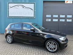 BMW 1-serie - 118i Business Line 5-deurs Clima Cruise 17"Lm velgen Zeer nette staat