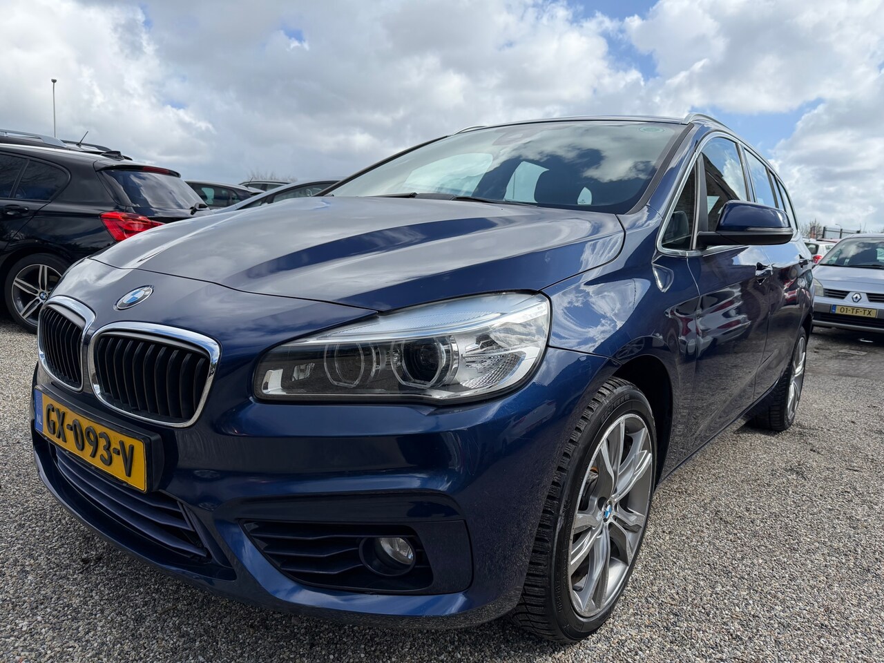 BMW 2-serie Gran Tourer - 218i Sport 7p. Clima Cruise ParkAssist Navi Nette Auto Goed Onderhouden - AutoWereld.nl