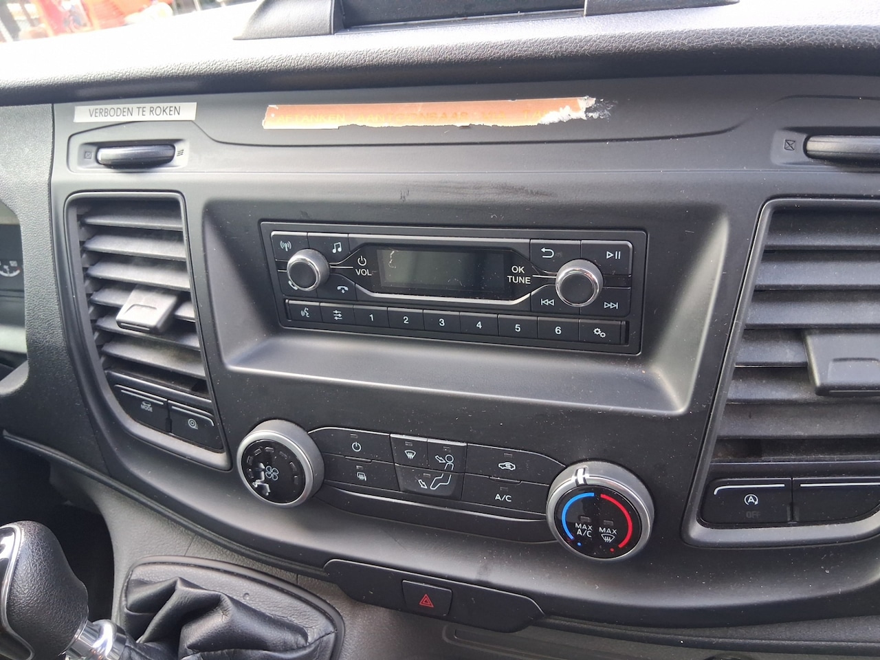 Ford Transit - 350 2.0 TDCI L4H1 Ambiente Skeletal 350 2.0 TDCI L4H1 Ambiente Skeletal - AutoWereld.nl