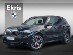 BMW X5 - xDrive45e M Sport | Trekhaak / Panoramadak / Comfortstoelen / Comfort Acces / Driving Assi