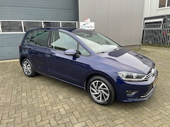 Volkswagen Golf Sportsvan - 1.2 TSI Highline AUTOMAAT Sound uitv.  o.a. Airco / Clima / Cruise control / PDC / Parkpilot / Trekhaak Etc