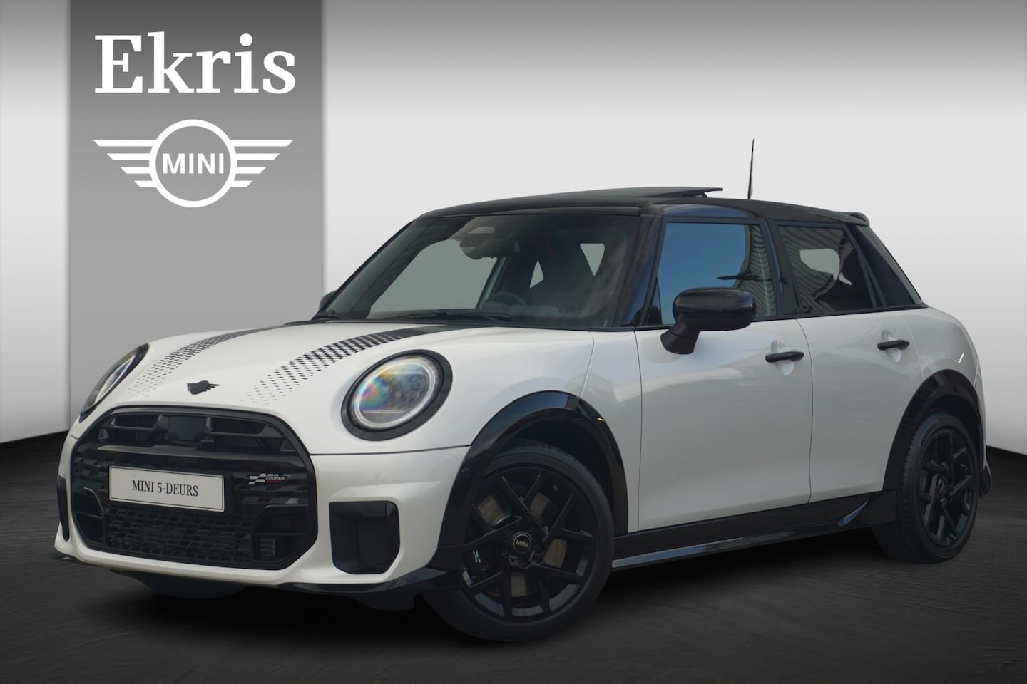 MINI Cooper - 5-Deurs C John Cooper Works Trim | Pakket M - AutoWereld.nl