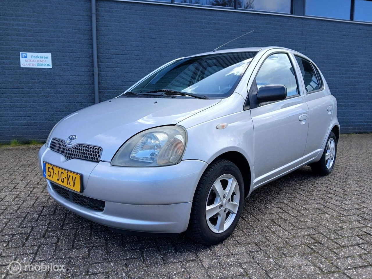 Toyota Yaris - 1.3-16V VVT-i 5-Deurs/Airco/Apk 03-'27 - AutoWereld.nl