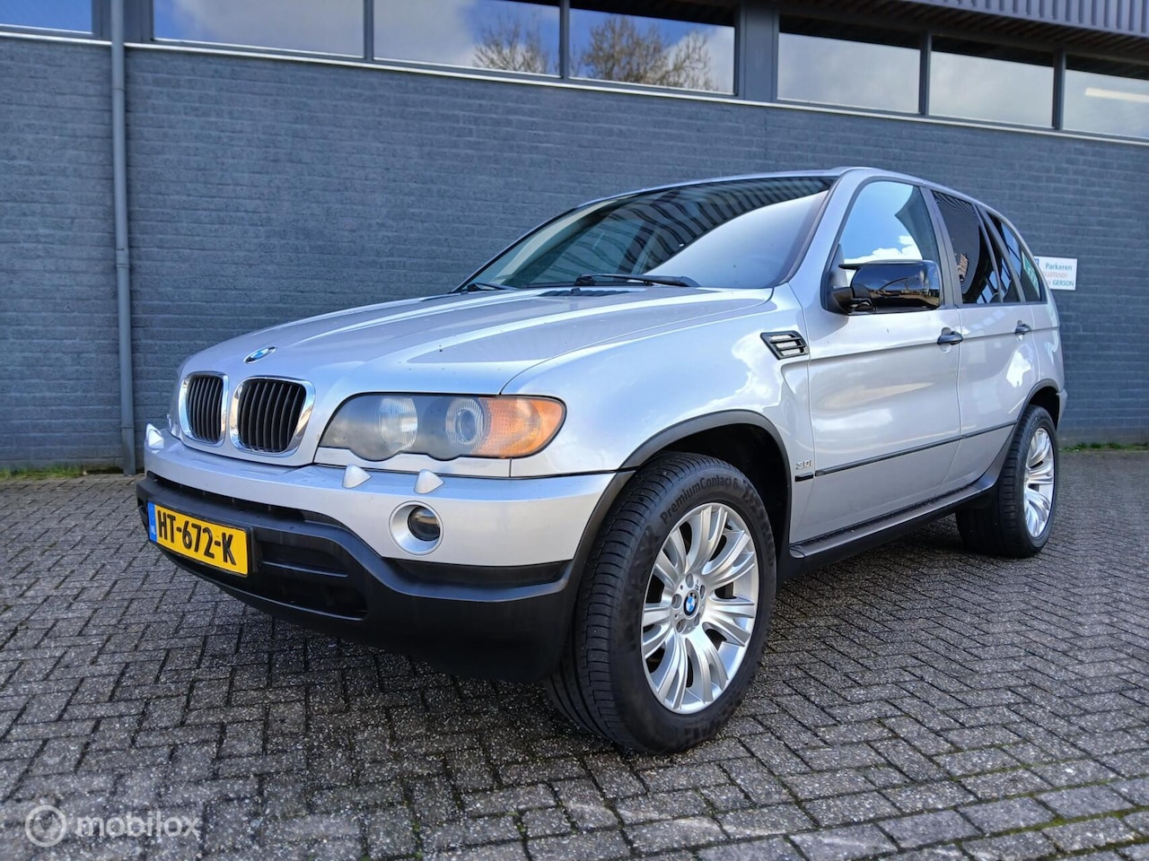 BMW X5 - 3.0i Dealer onderhouden/Apk 03-'27 - AutoWereld.nl