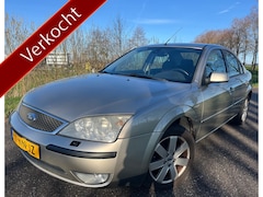 Ford Mondeo - 1.8-16V First Edition