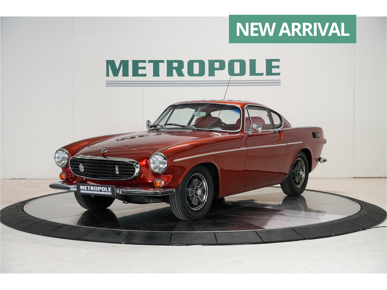 Volvo P1800 - E M1128 - AutoWereld.nl