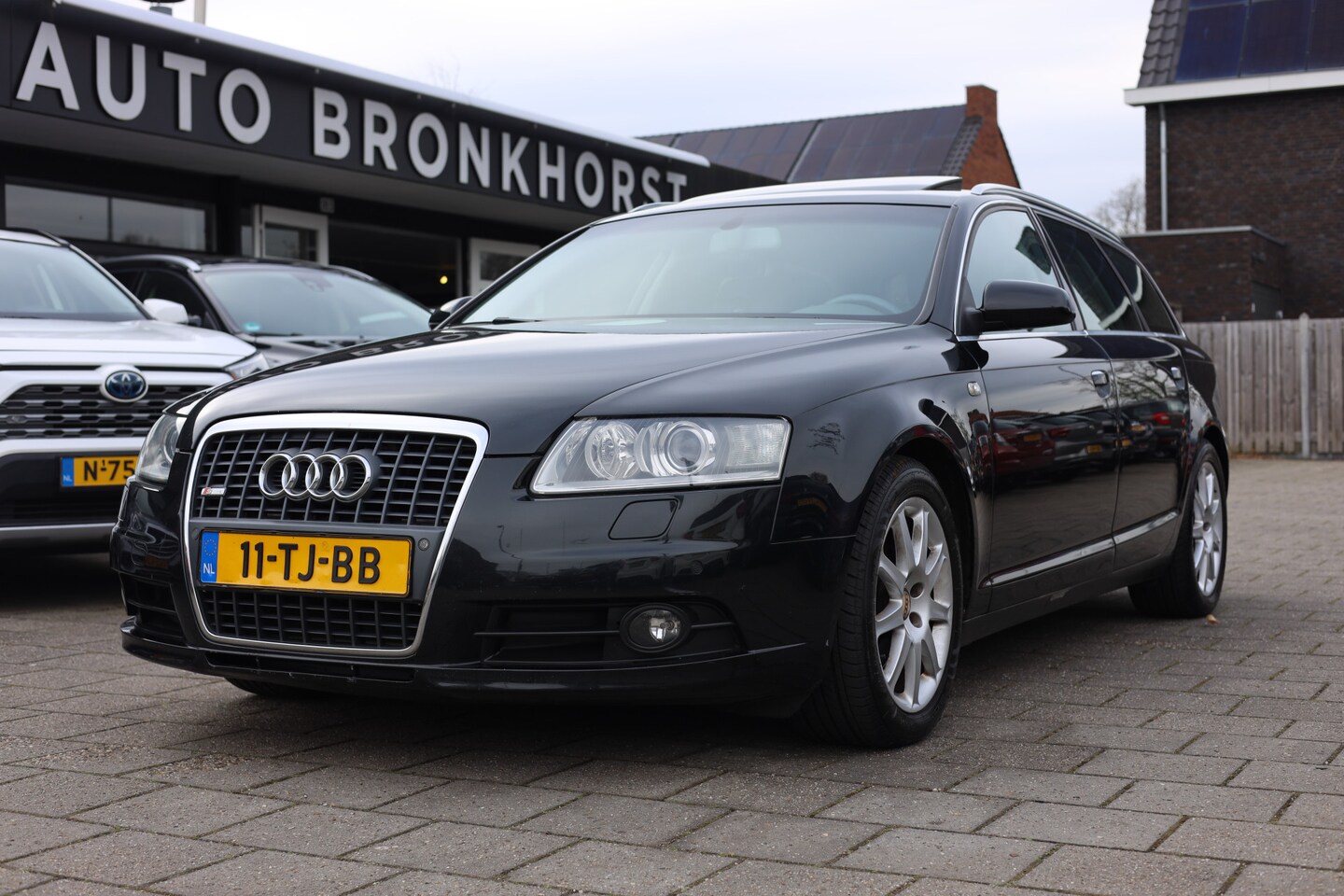 Audi A6 Avant - 2.4 PRO LINE AUT | SCHUIFDAK | TREKHAAK - AutoWereld.nl