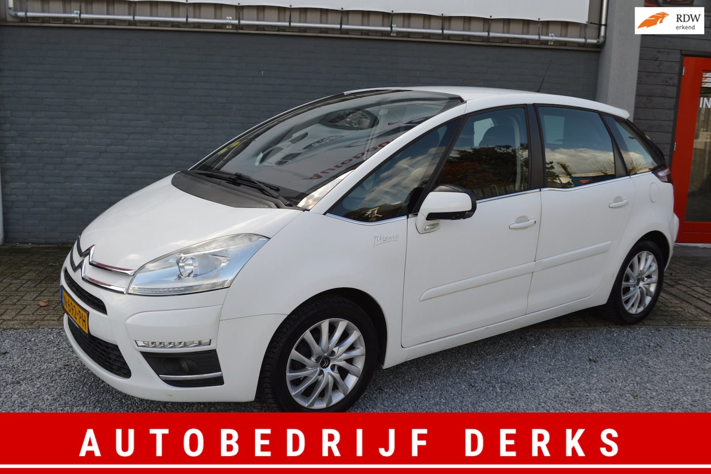 Citroën C4 Picasso - 1.6 HDi Tendance Airco 5Drs PDC Navi Cruise Control APK - AutoWereld.nl