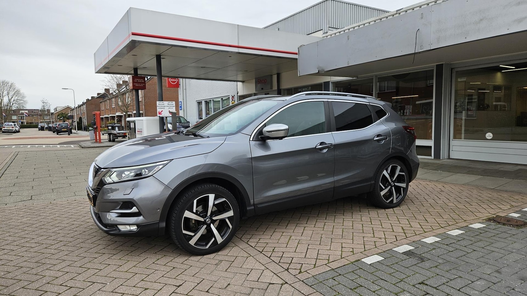 NISSAN QASHQAI