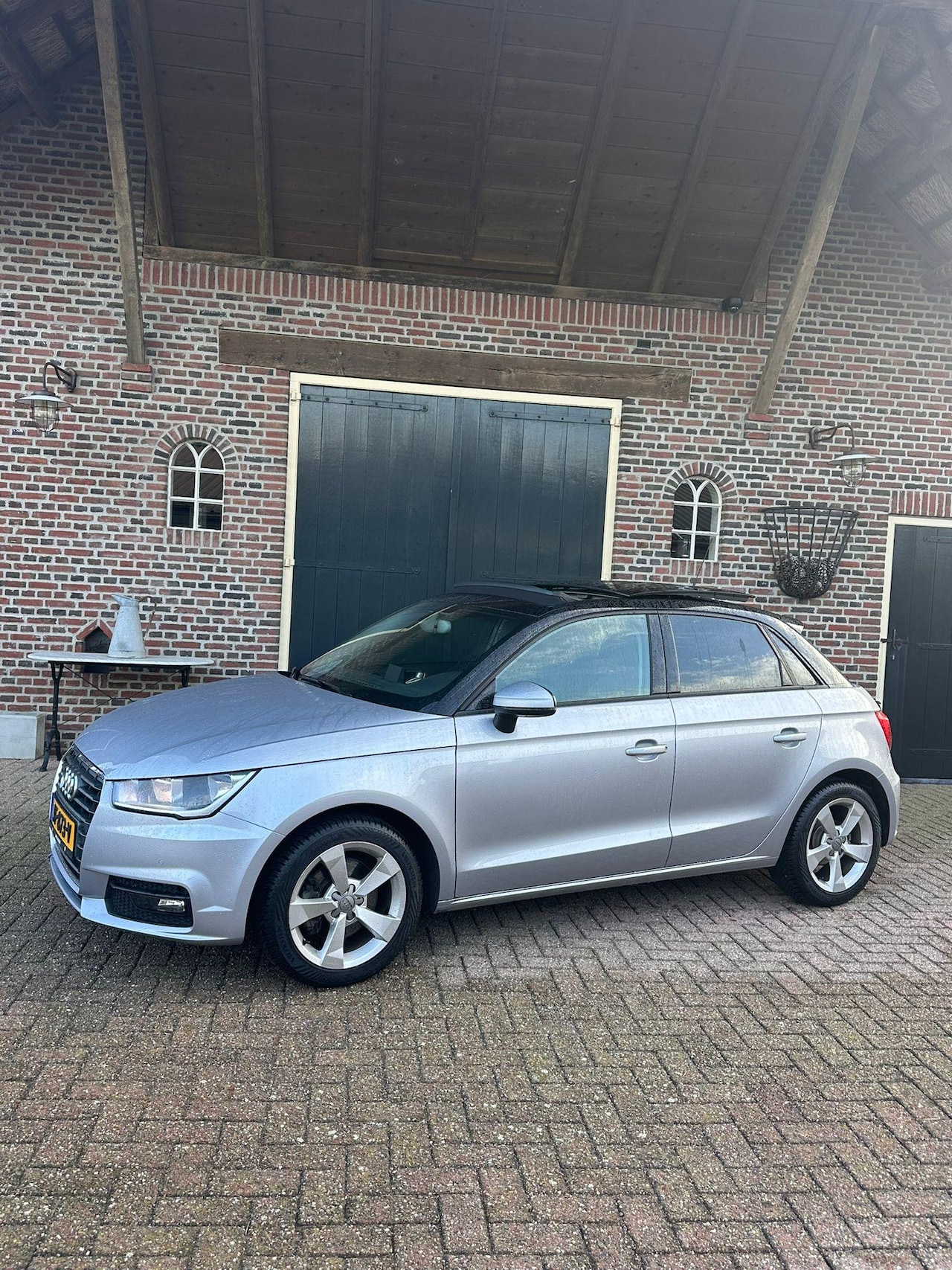 Audi A1 - 1.4TFSi 125PK SPORT S-LINE :PANO/NAVI/2xPDC/MEDIA /S-LINE.INT./SPORTZETELS/LMV/BTA/2E EIG/ - AutoWereld.nl