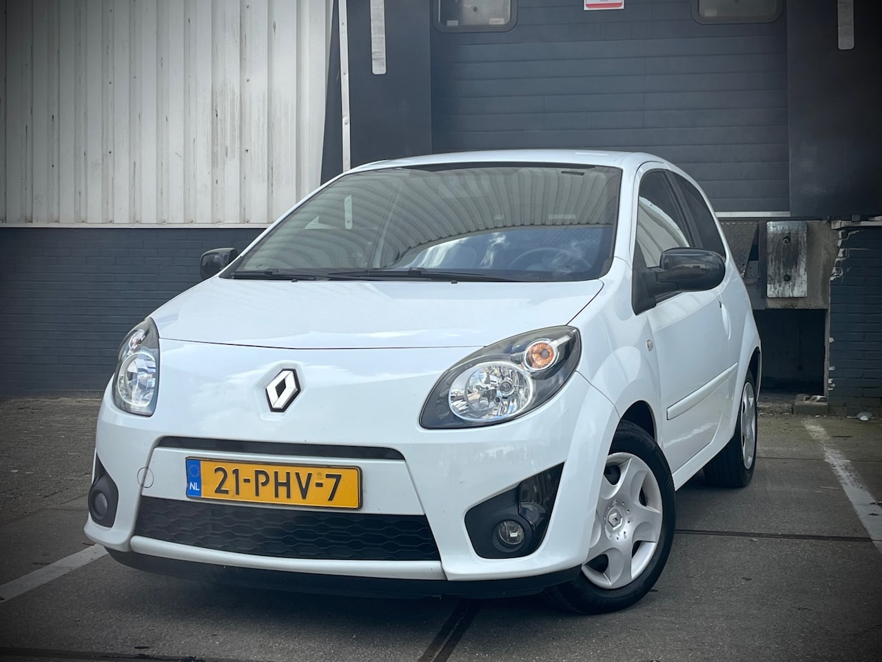 Renault Twingo - 1.2-16V Dynamique | Cruise control | Airco | Nieuwe Distributieriem | Electric Pack | Priv - AutoWereld.nl