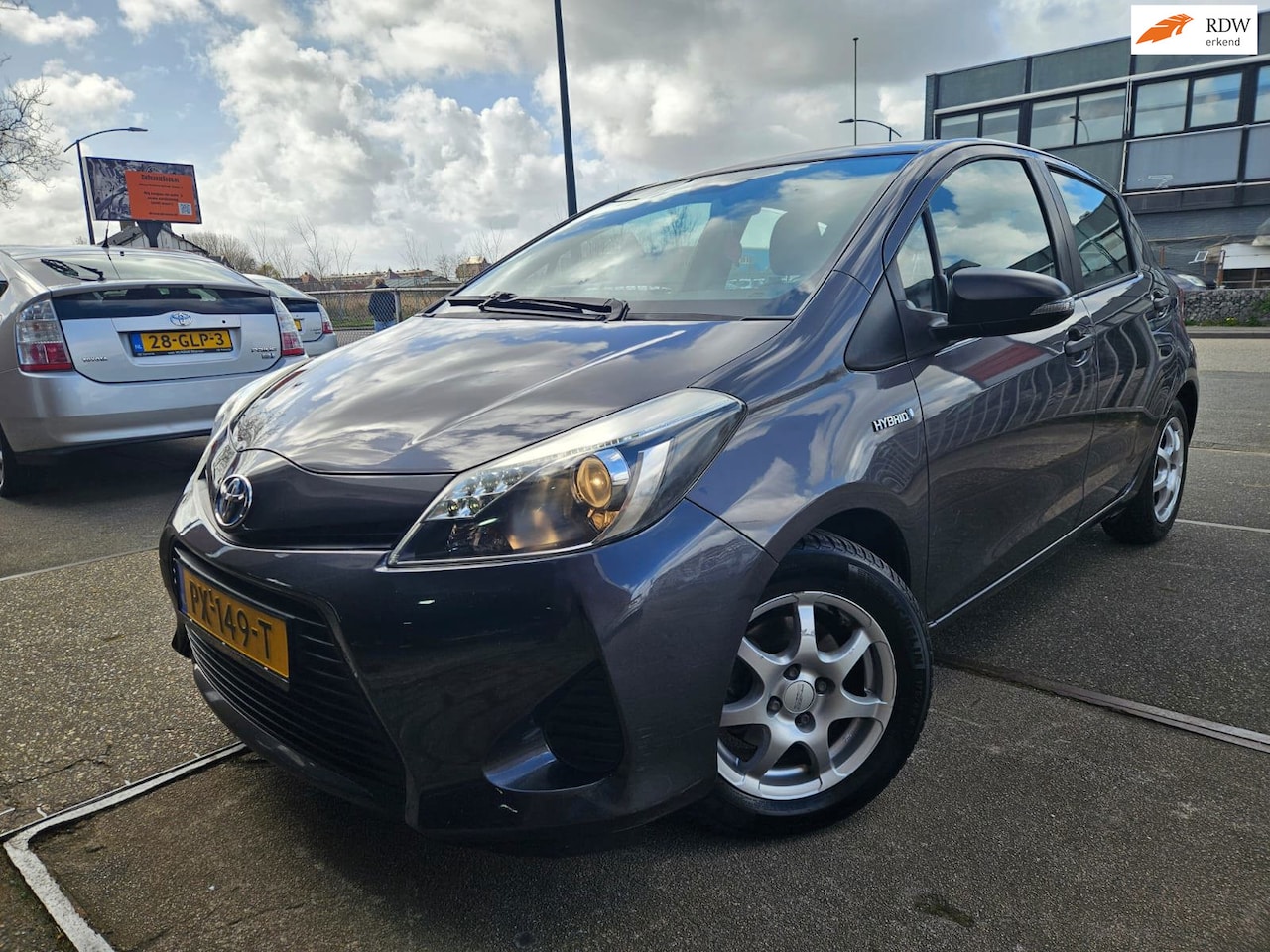 Toyota Yaris - 1.5 Full Hybrid Aspiration GARANTIE - AutoWereld.nl