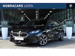 BMW 1-serie - 120 M Sport Automaat / Sportstoelen / M Adaptief onderstel / Comfort Access / Achteruitrij