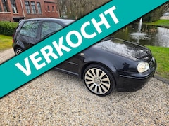 Volkswagen Golf - 1.8-5V Highline *apk:04-2027
