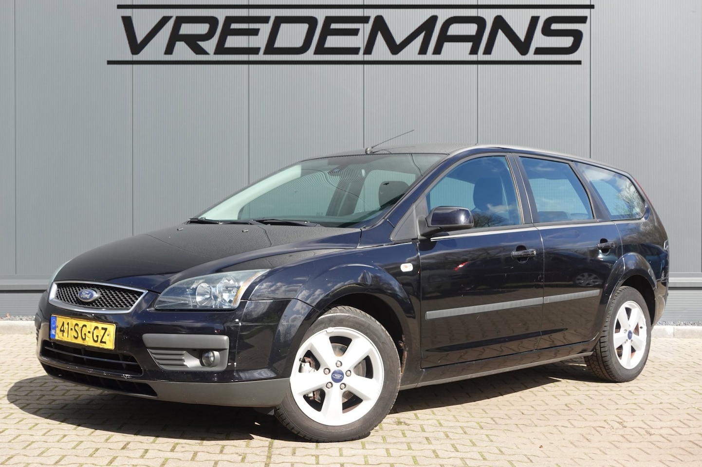 Ford Focus Wagon - 1.6-16V Futura 1.6-16V Futura - AutoWereld.nl