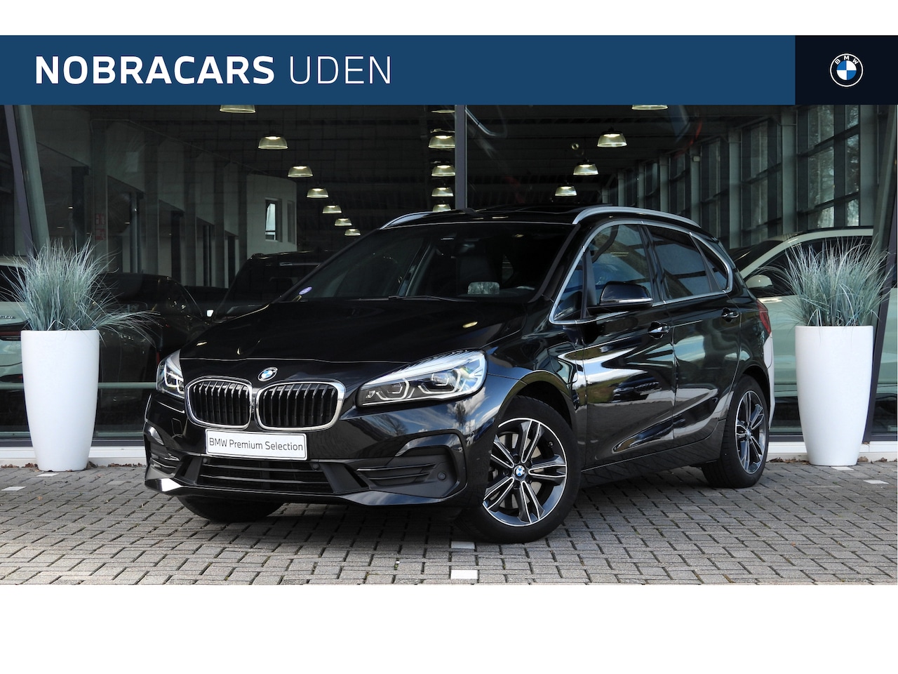 BMW 2-serie Active Tourer - 225xe High Executive Sport Line Automaat / Panoramadak / Sportstoelen / Comfort Access / A - AutoWereld.nl
