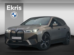 BMW iX - M60 High Executive 112 kWh | Trekhaak / Parking Assistant Professional / Harman Kardon / P
