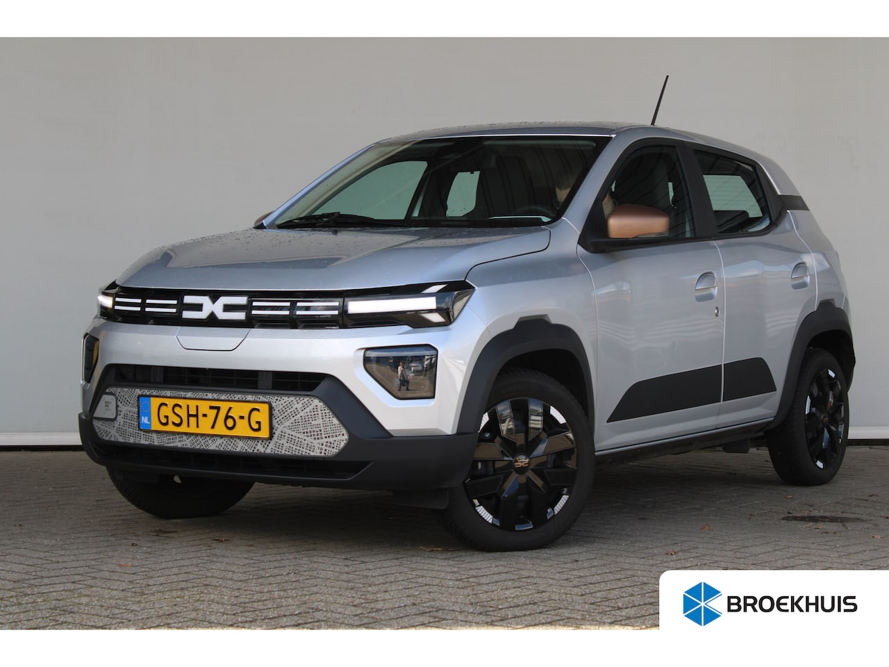 Dacia Spring - Extreme 65 26.8 kWh | Navigatie | Cruise control | Achteruitrijcamera | Apple carplay & An - AutoWereld.nl