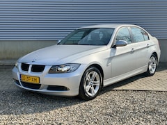 BMW 3-serie - 318i Business Line [ 2e eig, dealer oh, nieuwstaat, xenon ]