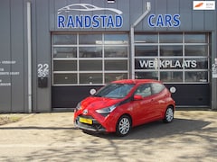 Toyota Aygo - 1.0 VVT-i x-play Automaat Carplay Airco Elek Pakket 5Deurs 2022bj GARANTIE