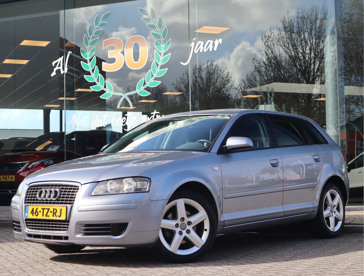 Audi A3 Sportback - 1.8 TFSI Attraction Trekhaak / Camera / 6versn Cruise / Elekramen - AutoWereld.nl
