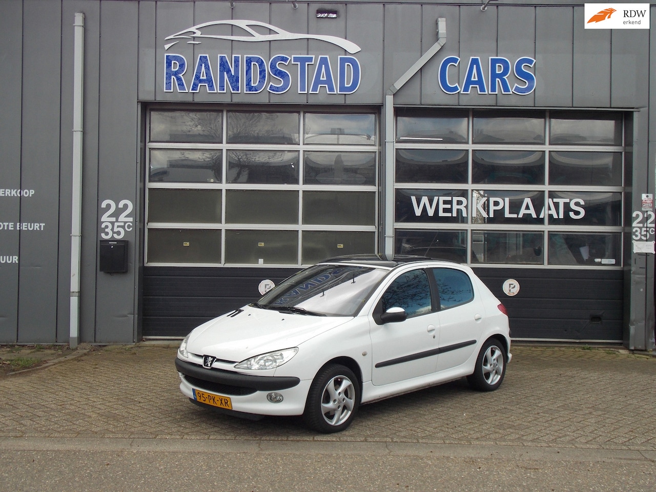 Peugeot 206 - 1.4-16V Gentry Airco 5Deurs 2004bj zeer nette auto - AutoWereld.nl