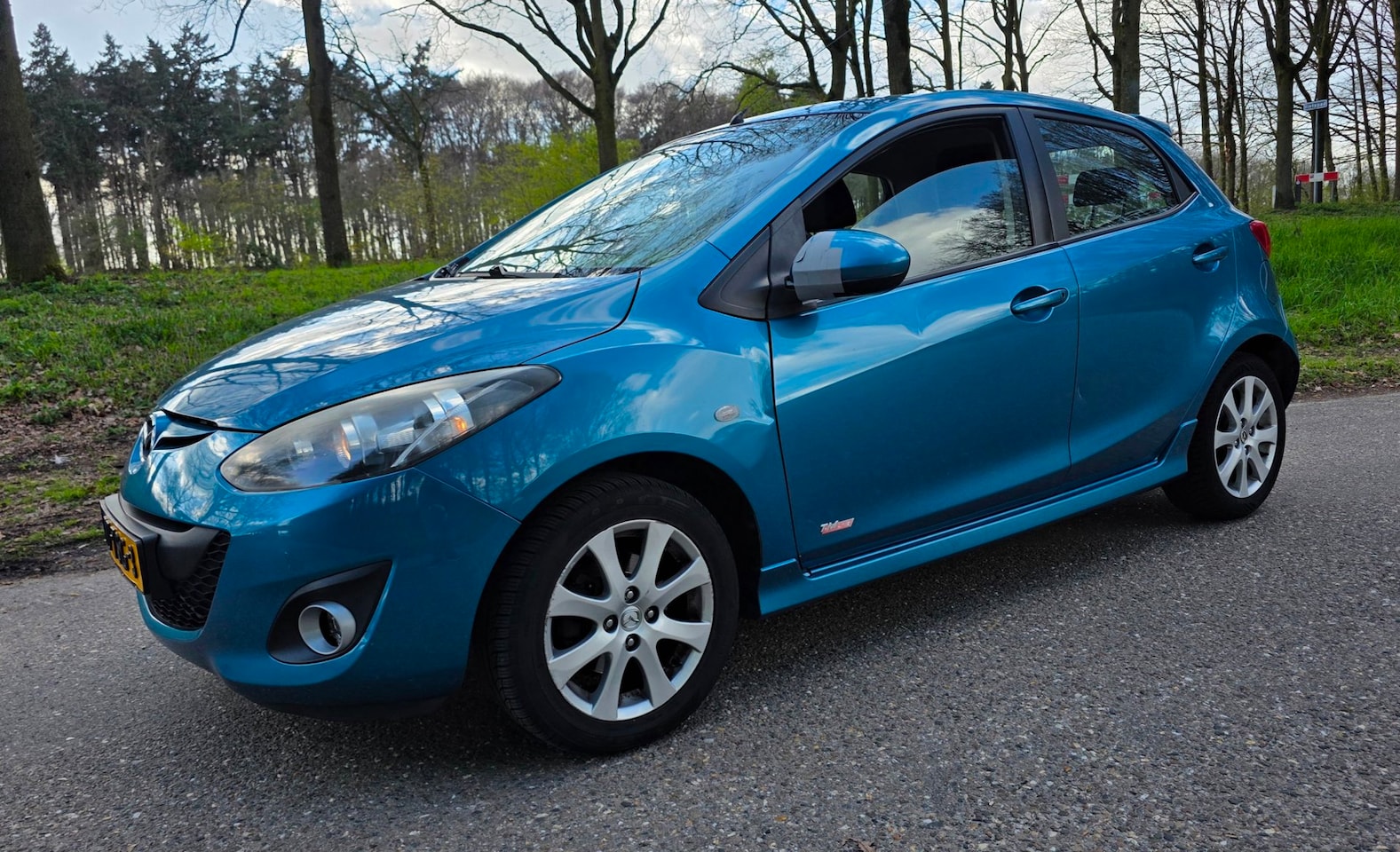 Mazda 2 - 1.3 BIFUEL GT-M Line - LPG G3 - NL Auto - 2e Eig - - AutoWereld.nl